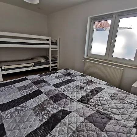 Haus Dexter *
